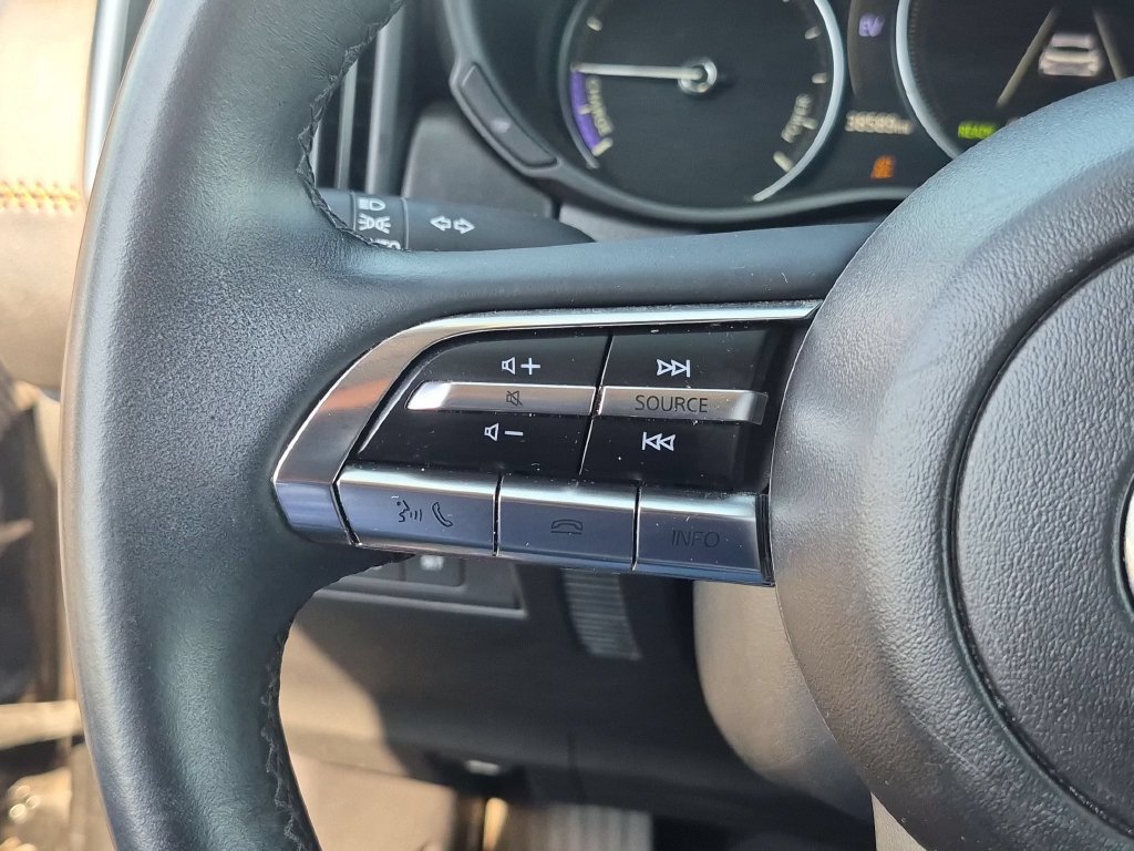 Used 2025 MAZDA CX-50 AWD 2.5 Hybrid w/ Premium Pkg image 21