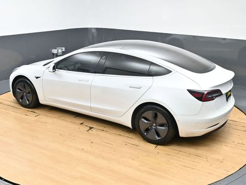 Used 2020 Tesla Model 3 Standard Range Plus image 43