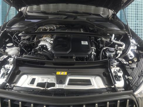 Used 2024 Mercedes-Benz GLC 43 AMG 4MATIC image 11