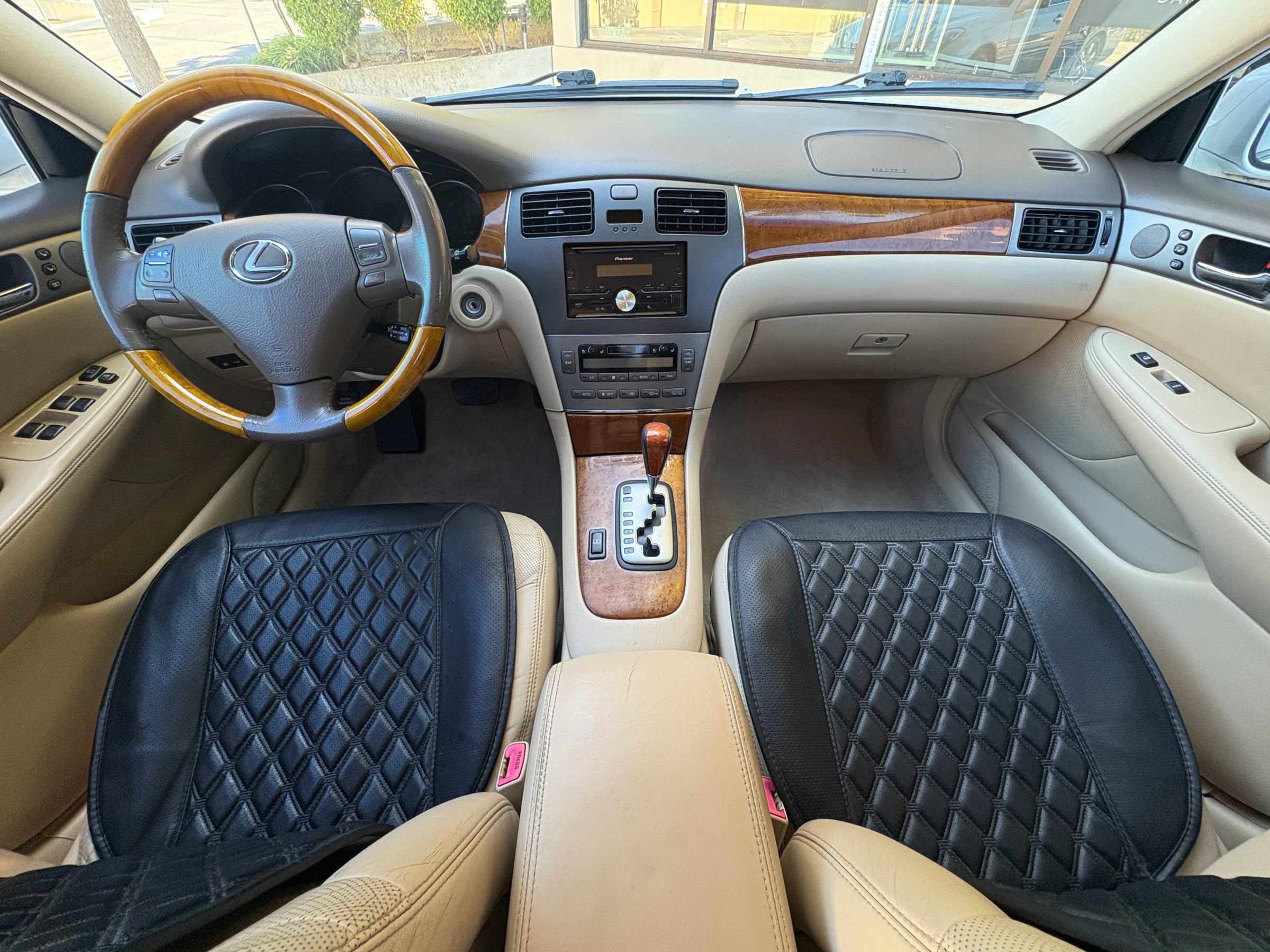 Used 2005 Lexus ES 330 FWD image 14