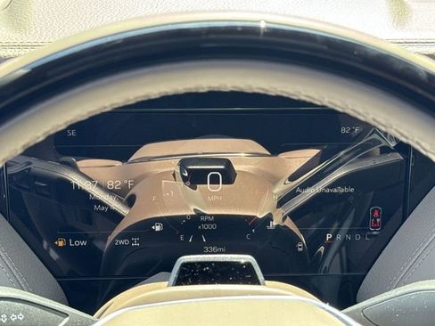 New 2026 GMC Yukon Denali w/ Denali Reserve Package AWD/4WD image 16