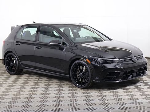 Used 2025 Volkswagen Golf R Black Edition image 60