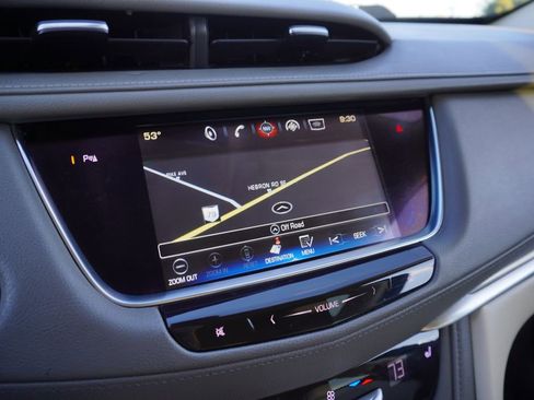 Used 2018 Cadillac XT5 Luxury w/ LPO, Sport Package image 16