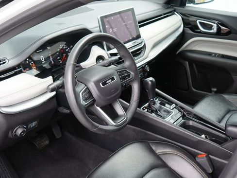 Used 2024 Jeep Compass Limited AWD/4WD image 12