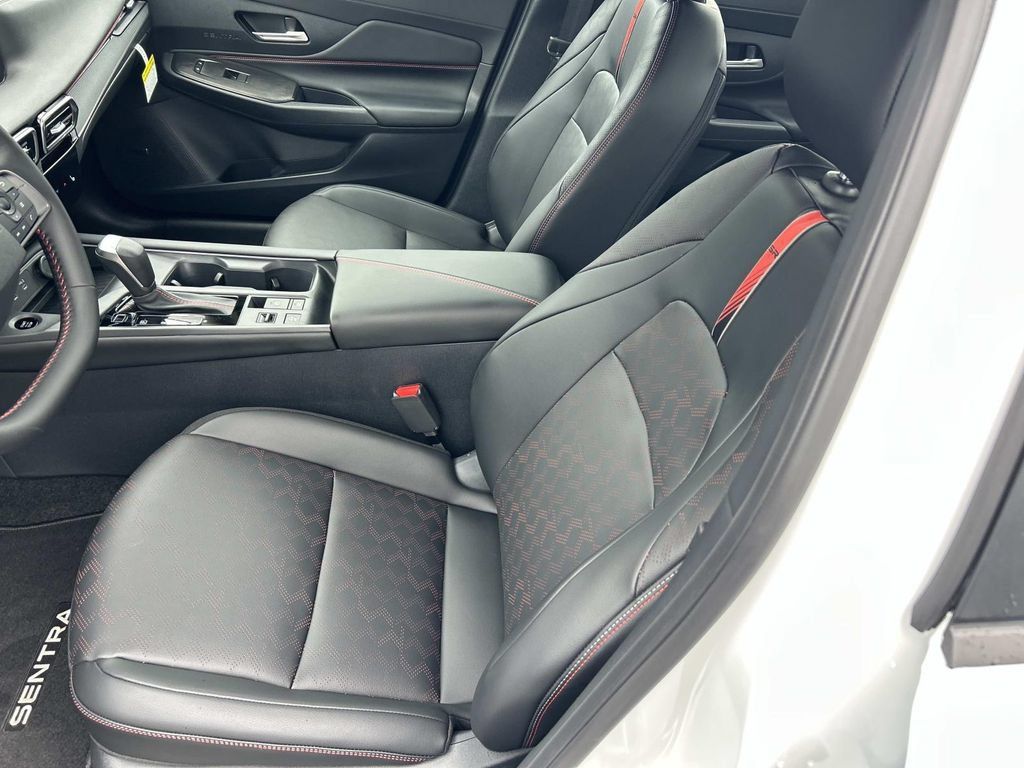 New 2026 Nissan Sentra SR w/ SR Premium Package FWD image 13