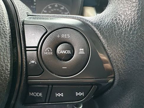 Certified 2023 Toyota Corolla LE image 31