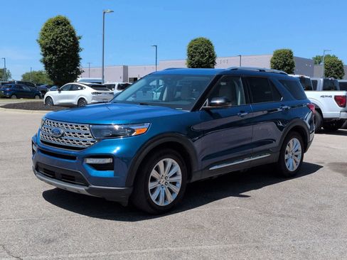 Used 2022 Ford Explorer Limited w/ Equipment Group 301A AWD/4WD image 4
