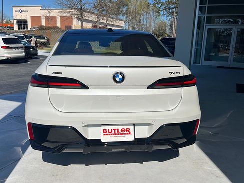 New 2026 BMW 740i xDrive AWD/4WD image 6