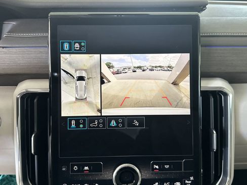 Certified 2024 GMC Acadia Denali w/ Super Cruise Package image 33