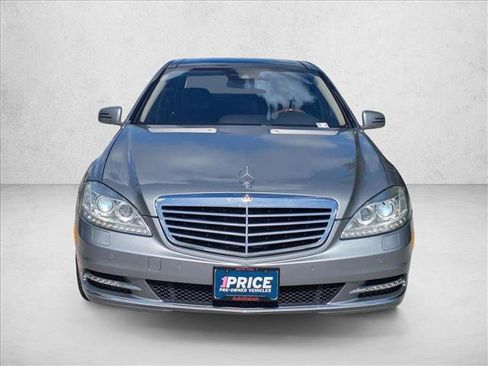 Used 2012 Mercedes-Benz S 550 4MATIC image 2