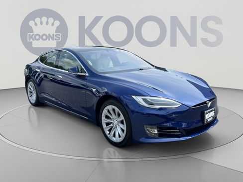 Used 2020 Tesla Model S Long Range Plus AWD/4WD image 10