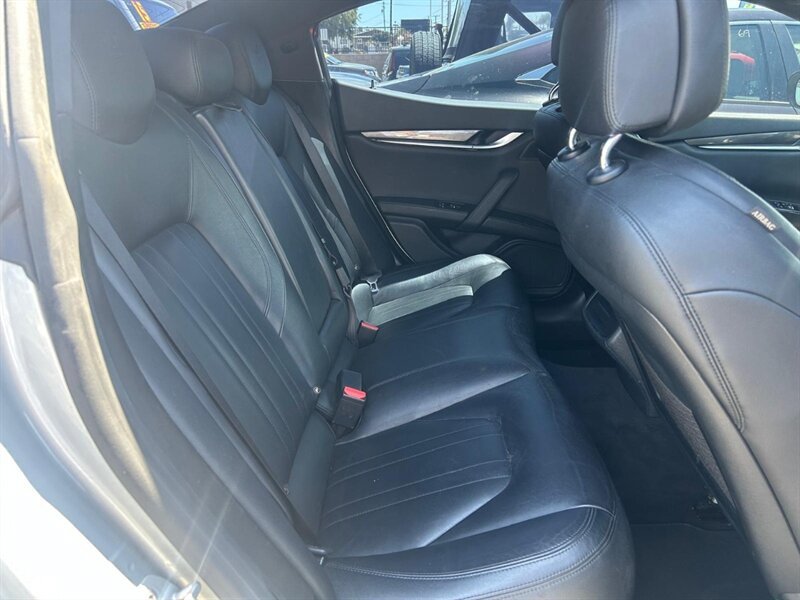 Used 2017 Maserati Ghibli RWD image 13