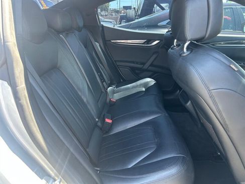 Used 2017 Maserati Ghibli RWD image 13