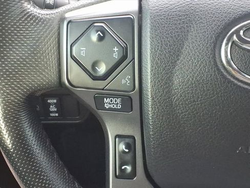 Used 2021 Toyota Tacoma TRD Off-Road image 21