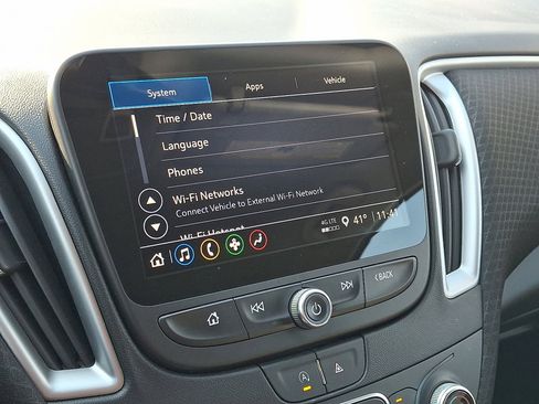 Used 2024 Chevrolet Malibu LT image 27