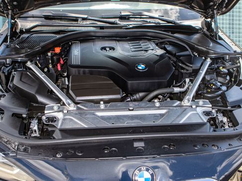 Used 2021 BMW 430i Coupe w/ M Sport Package image 30