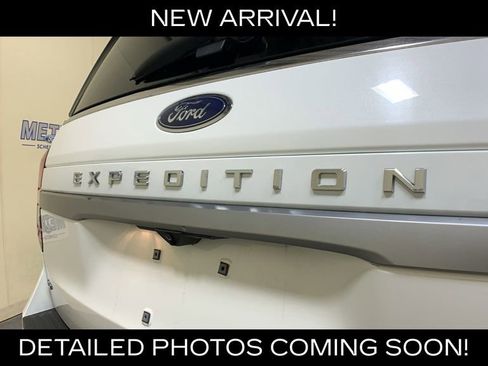 Certified 2024 Ford Expedition XLT AWD/4WD image 17