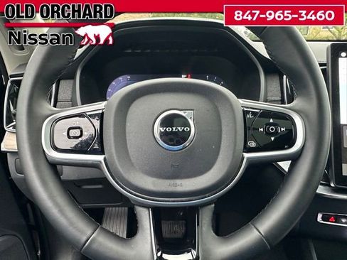 Used 2025 Volvo XC90 B6 Plus AWD/4WD image 22