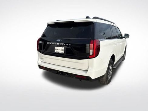 Used 2025 Ford Expedition Active image 6