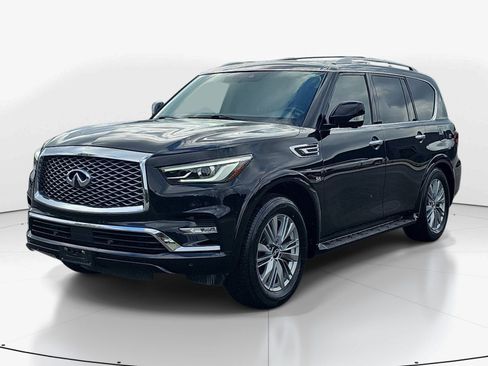 Used 2019 INFINITI QX80 Luxe w/ All-Season Package RWD image 8