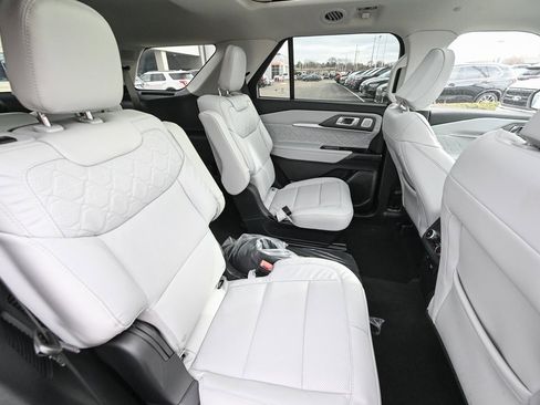 New 2026 Ford Explorer Platinum w/ LUX Leather Package image 25