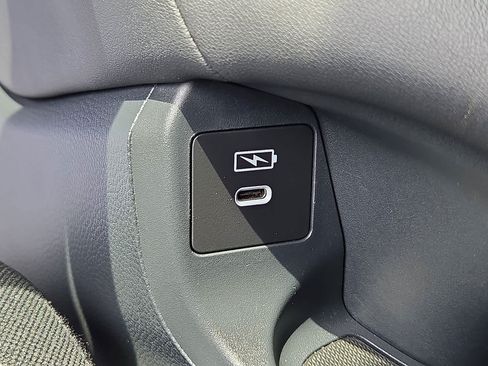 Certified 2025 Honda HR-V LX image 25