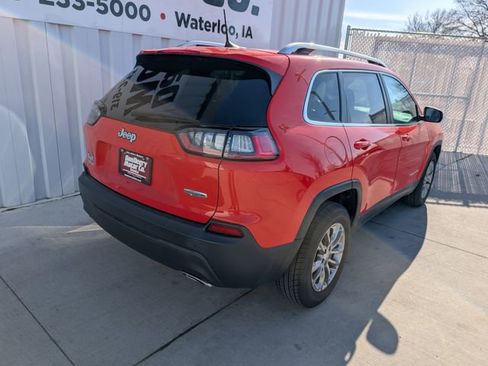 Used 2021 Jeep Cherokee Latitude Lux w/ Comfort/Convenience Group AWD/4WD image 26