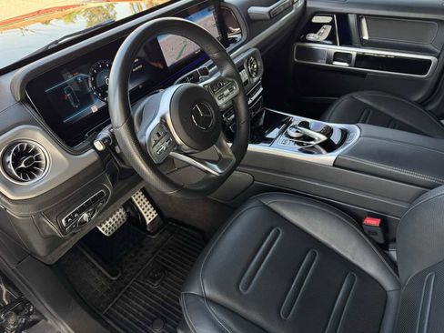 Used 2019 Mercedes-Benz G 550 w/ Exclusive Interior Package image 16