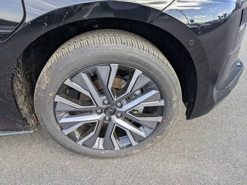 New 2026 Subaru Solterra Limited image 11