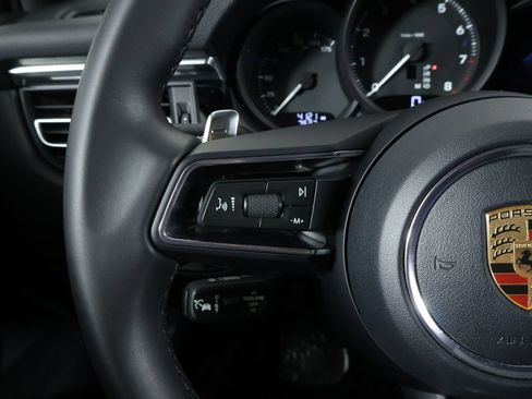 Certified 2026 Porsche Macan AWD/4WD image 14