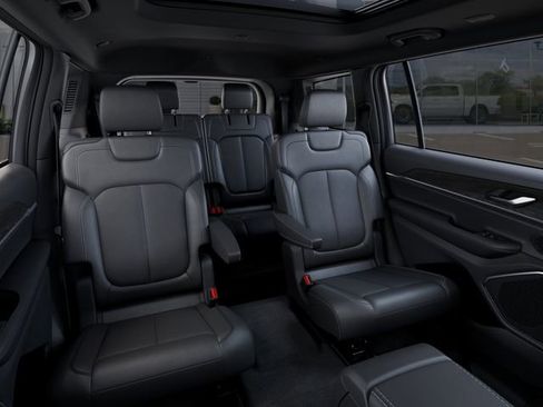 New 2026 Jeep Grand Cherokee L Limited AWD/4WD image 15
