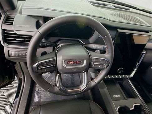 New 2026 GMC Acadia AT4 image 6