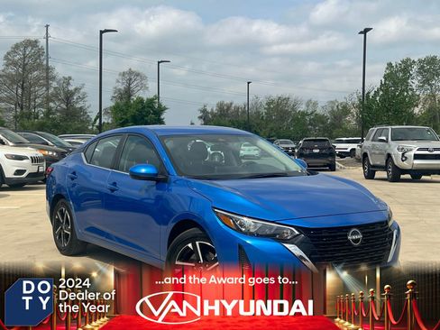 Used 2025 Nissan Sentra SV image 1