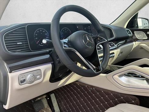 Certified 2024 Mercedes-Benz GLE 450 4MATIC image 10