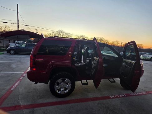 Used 2013 Chevrolet Tahoe LT w/ Suspension Package, Off-Road image 36