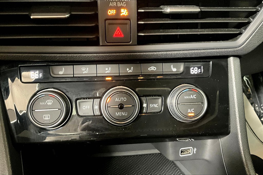Used 2019 Volkswagen Jetta SE FWD image 31