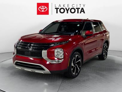 Used 2024 Mitsubishi Outlander SE