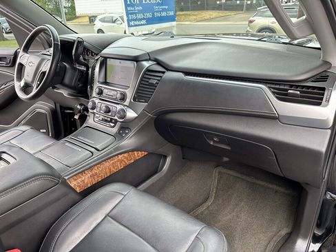 Used 2015 Chevrolet Tahoe LTZ AWD/4WD image 40