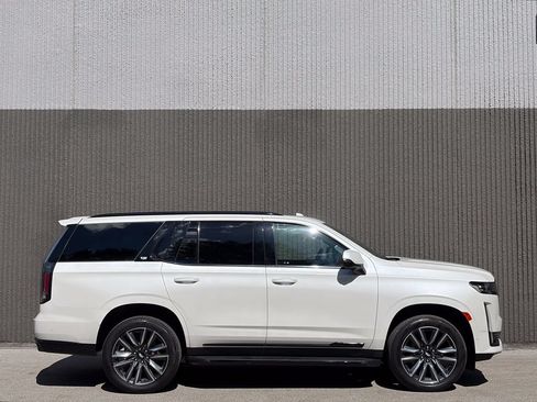 Used 2022 Cadillac Escalade Sport Platinum AWD/4WD image 9