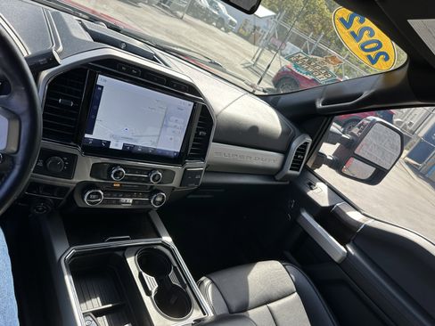 Certified 2022 Ford F250 Lariat w/ Lariat Ultimate Package image 13