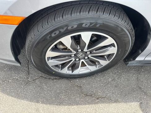 Used 2022 Honda Odyssey EX-L image 6