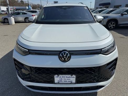 New 2026 Volkswagen Tiguan SEL R-Line AWD/4WD image 2