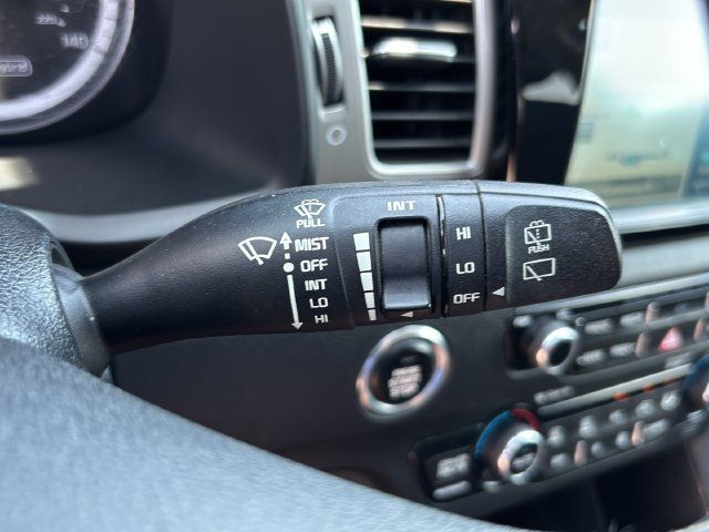 Used 2017 Kia Niro Touring w/ Advanced Technology Package FWD image 22