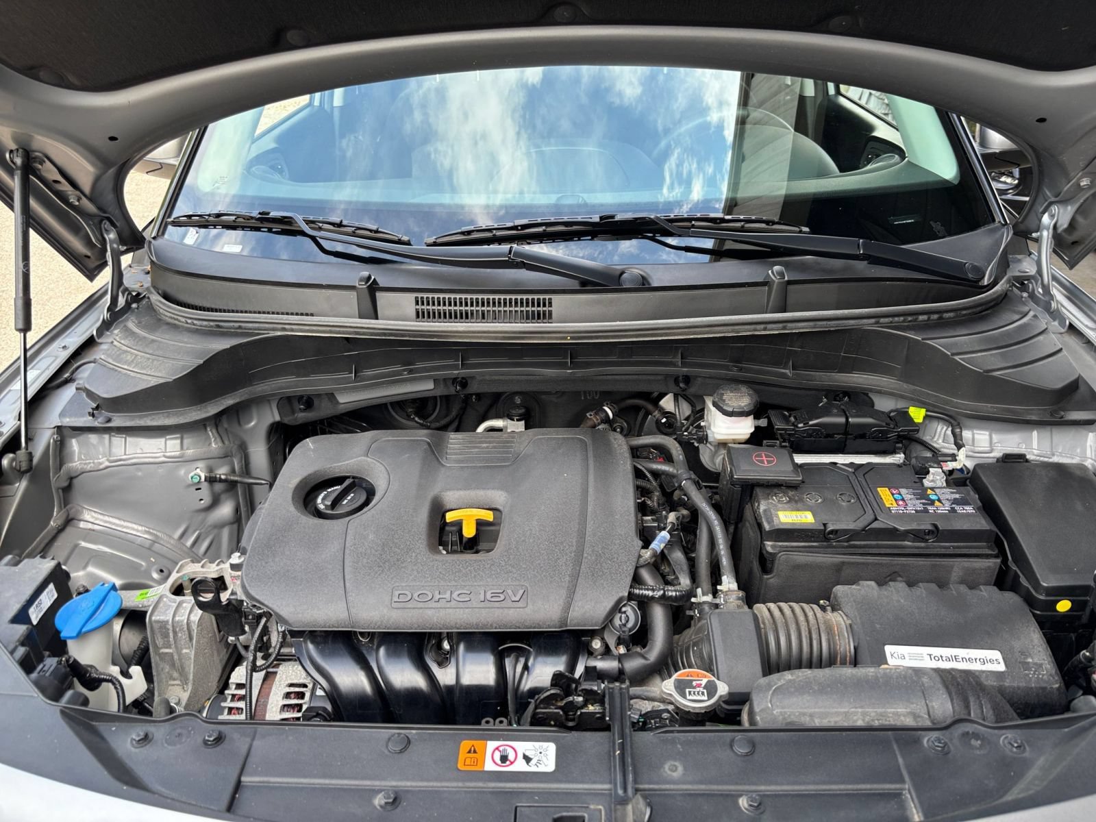 Used 2025 Kia Soul LX w/ LX Technology Package FWD image 29