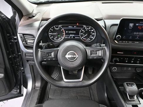 Used 2023 Nissan Rogue S AWD/4WD image 23