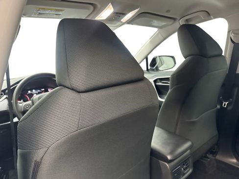 Used 2025 Toyota RAV4 LE FWD image 37