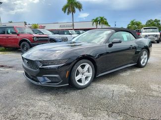 New 2026 Ford Mustang Convertible RWD video 2