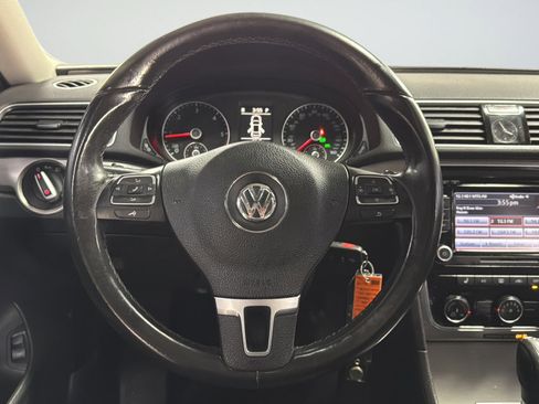 Used 2015 Volkswagen Passat TDI SE image 38