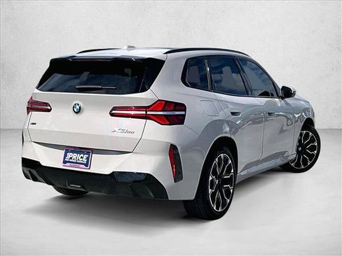 Used 2025 BMW X3 xDrive30i w/ Premium Package AWD/4WD image 2