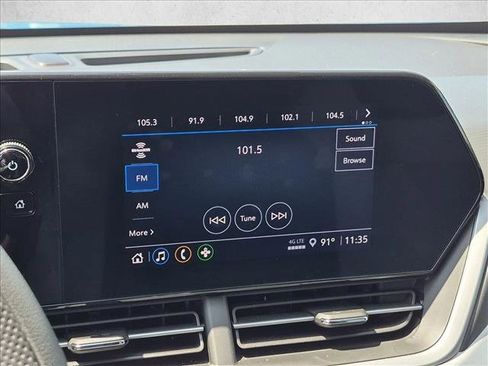 Used 2025 Chevrolet Trax LS w/ LS Convenience Package FWD image 19